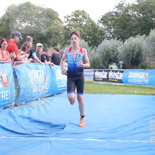 25.08.2024 - Elbe Triathlon Hamburg H.Heesch http://msf.ph/oto/6882659 25.08.2024 12:51:31 Ziel 1763 meine-sportfotos.de