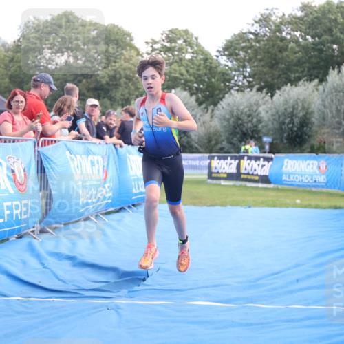 25.08.2024 - Elbe Triathlon Hamburg H.Heesch http://msf.ph/oto/6882661 25.08.2024 12:51:31 Ziel 1763 meine-sportfotos.de