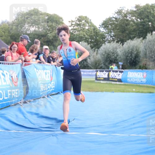 25.08.2024 - Elbe Triathlon Hamburg H.Heesch http://msf.ph/oto/6882663 25.08.2024 12:51:31 Ziel 1763 meine-sportfotos.de