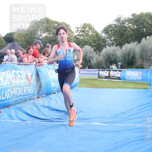 25.08.2024 - Elbe Triathlon Hamburg H.Heesch http://msf.ph/oto/6882667 25.08.2024 12:51:31 Ziel 1763 meine-sportfotos.de