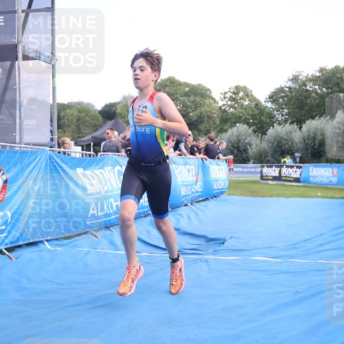 25.08.2024 - Elbe Triathlon Hamburg H.Heesch http://msf.ph/oto/6882674 25.08.2024 12:51:31 Ziel 1763 meine-sportfotos.de