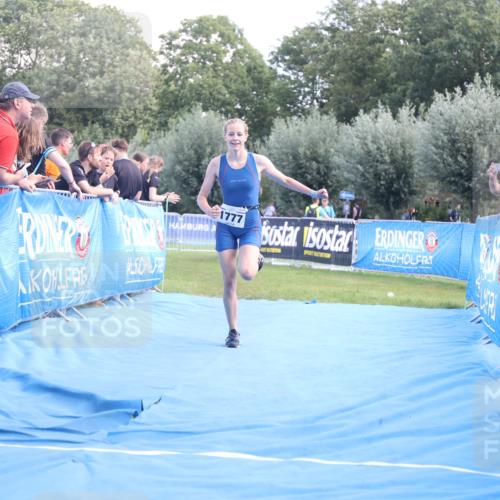 25.08.2024 - Elbe Triathlon Hamburg H.Heesch http://msf.ph/oto/6882681 25.08.2024 12:52:04 Ziel 1777 meine-sportfotos.de