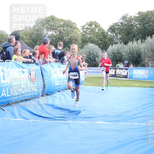 25.08.2024 - Elbe Triathlon Hamburg H.Heesch http://msf.ph/oto/6882723 25.08.2024 12:52:15 Ziel 1765, 1794 meine-sportfotos.de