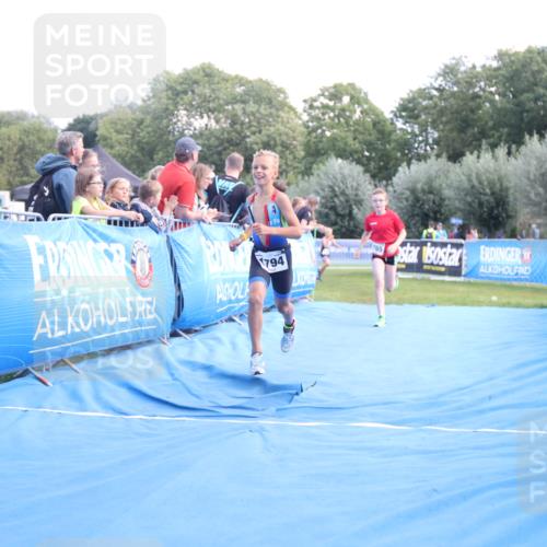 25.08.2024 - Elbe Triathlon Hamburg H.Heesch http://msf.ph/oto/6882725 25.08.2024 12:52:15 Ziel 1765, 1794 meine-sportfotos.de