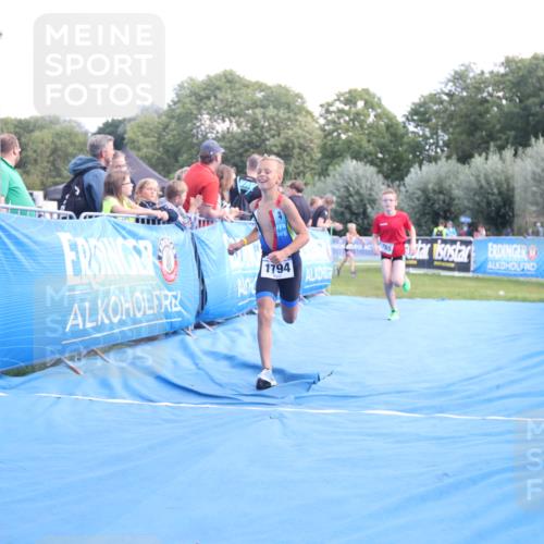 25.08.2024 - Elbe Triathlon Hamburg H.Heesch http://msf.ph/oto/6882727 25.08.2024 12:52:15 Ziel 1765, 1794 meine-sportfotos.de