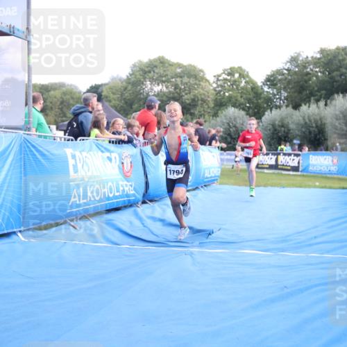 25.08.2024 - Elbe Triathlon Hamburg H.Heesch http://msf.ph/oto/6882730 25.08.2024 12:52:16 Ziel 1765, 1794 meine-sportfotos.de