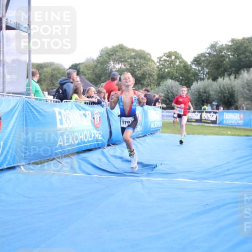 25.08.2024 - Elbe Triathlon Hamburg H.Heesch http://msf.ph/oto/6882731 25.08.2024 12:52:16 Ziel 1765, 1794 meine-sportfotos.de