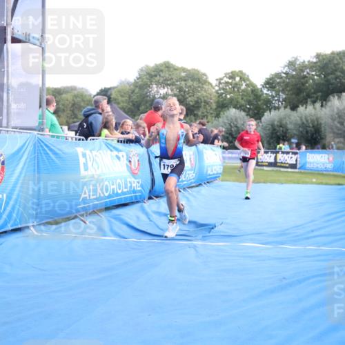 25.08.2024 - Elbe Triathlon Hamburg H.Heesch http://msf.ph/oto/6882732 25.08.2024 12:52:16 Ziel 1765, 1794 meine-sportfotos.de