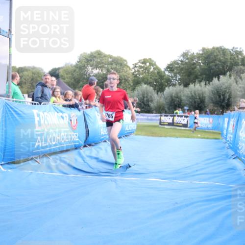 25.08.2024 - Elbe Triathlon Hamburg H.Heesch http://msf.ph/oto/6882742 25.08.2024 12:52:17 Ziel 1765, 1794 meine-sportfotos.de