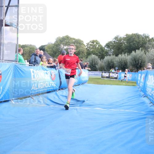 25.08.2024 - Elbe Triathlon Hamburg H.Heesch http://msf.ph/oto/6882745 25.08.2024 12:52:17 Ziel 1765, 1794 meine-sportfotos.de