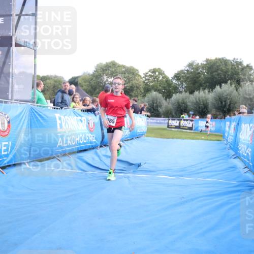 25.08.2024 - Elbe Triathlon Hamburg H.Heesch http://msf.ph/oto/6882746 25.08.2024 12:52:17 Ziel 1765, 1794 meine-sportfotos.de