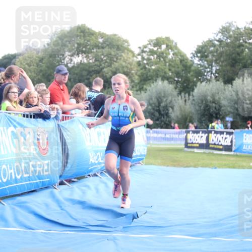 25.08.2024 - Elbe Triathlon Hamburg H.Heesch http://msf.ph/oto/6882756 25.08.2024 12:52:28 Ziel 1805 meine-sportfotos.de