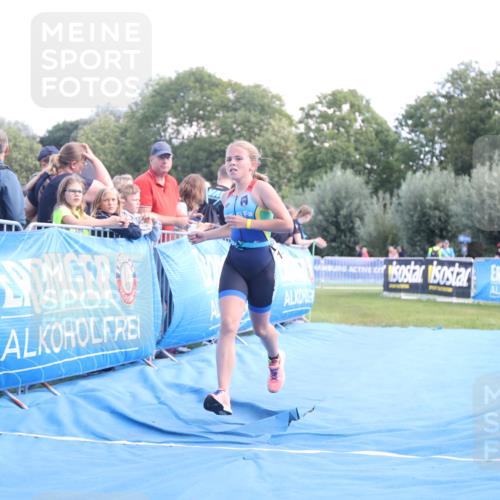 25.08.2024 - Elbe Triathlon Hamburg H.Heesch http://msf.ph/oto/6882759 25.08.2024 12:52:28 Ziel 1805 meine-sportfotos.de