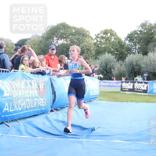 25.08.2024 - Elbe Triathlon Hamburg H.Heesch http://msf.ph/oto/6882760 25.08.2024 12:52:28 Ziel 1805 meine-sportfotos.de