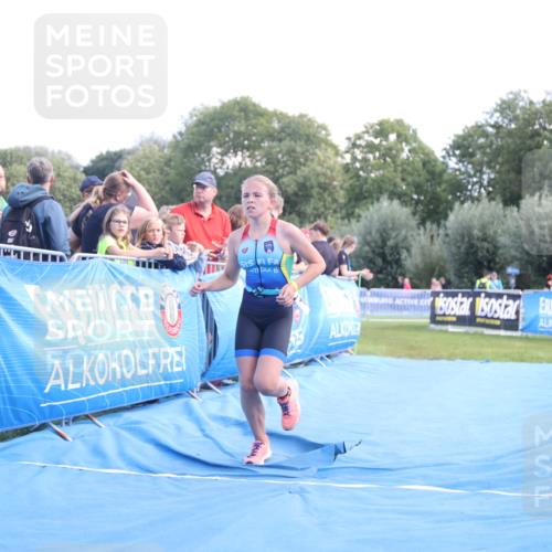 25.08.2024 - Elbe Triathlon Hamburg H.Heesch http://msf.ph/oto/6882763 25.08.2024 12:52:28 Ziel 1805 meine-sportfotos.de