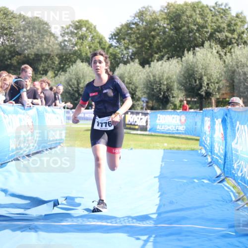 25.08.2024 - Elbe Triathlon Hamburg H.Heesch http://msf.ph/oto/6882783 25.08.2024 12:52:52 Ziel 1776 meine-sportfotos.de