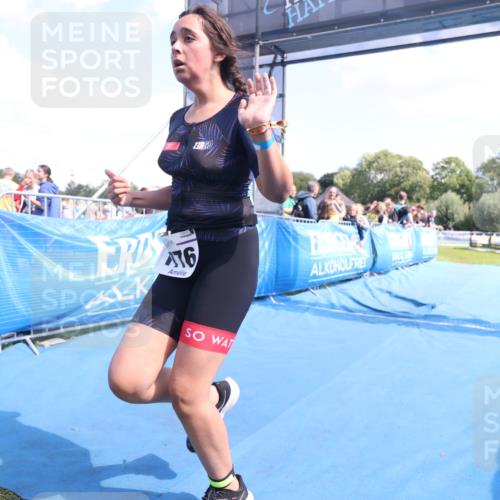 25.08.2024 - Elbe Triathlon Hamburg H.Heesch http://msf.ph/oto/6882807 25.08.2024 12:52:53 Ziel 1776 meine-sportfotos.de