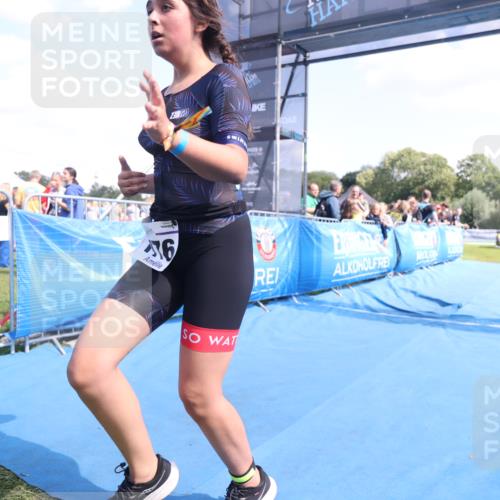25.08.2024 - Elbe Triathlon Hamburg H.Heesch http://msf.ph/oto/6882808 25.08.2024 12:52:53 Ziel 1776 meine-sportfotos.de