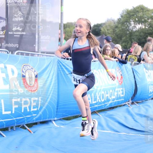 25.08.2024 - Elbe Triathlon Hamburg H.Heesch http://msf.ph/oto/6882826 25.08.2024 12:53:36 Ziel 1818 meine-sportfotos.de