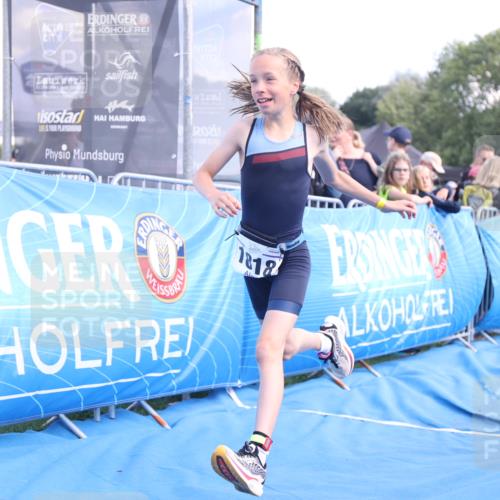 25.08.2024 - Elbe Triathlon Hamburg H.Heesch http://msf.ph/oto/6882828 25.08.2024 12:53:36 Ziel 1818 meine-sportfotos.de