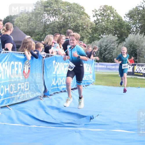 25.08.2024 - Elbe Triathlon Hamburg H.Heesch http://msf.ph/oto/6882837 25.08.2024 12:53:47 Ziel 1789, 1817 meine-sportfotos.de