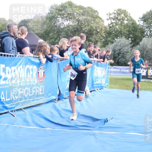 25.08.2024 - Elbe Triathlon Hamburg H.Heesch http://msf.ph/oto/6882841 25.08.2024 12:53:47 Ziel 1789, 1817 meine-sportfotos.de