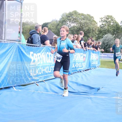25.08.2024 - Elbe Triathlon Hamburg H.Heesch http://msf.ph/oto/6882849 25.08.2024 12:53:48 Ziel 1789, 1817 meine-sportfotos.de