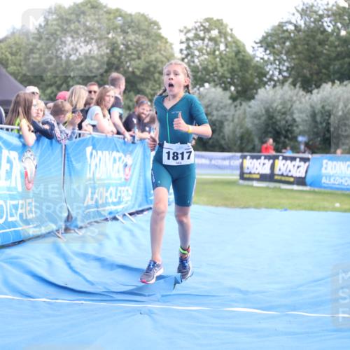25.08.2024 - Elbe Triathlon Hamburg H.Heesch http://msf.ph/oto/6882852 25.08.2024 12:53:49 Ziel 1789, 1817 meine-sportfotos.de