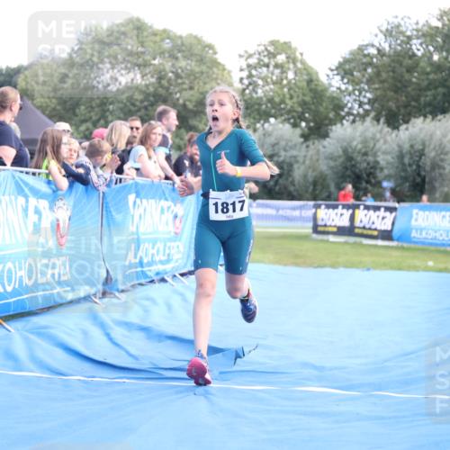 25.08.2024 - Elbe Triathlon Hamburg H.Heesch http://msf.ph/oto/6882854 25.08.2024 12:53:49 Ziel 1789, 1817 meine-sportfotos.de