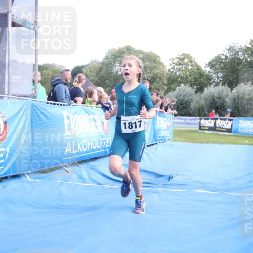 25.08.2024 - Elbe Triathlon Hamburg H.Heesch http://msf.ph/oto/6882865 25.08.2024 12:53:49 Ziel 1789, 1817 meine-sportfotos.de