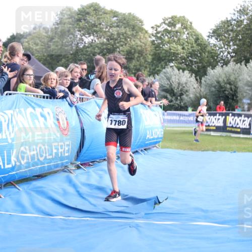 25.08.2024 - Elbe Triathlon Hamburg H.Heesch http://msf.ph/oto/6882877 25.08.2024 12:54:00 Ziel 1780 meine-sportfotos.de