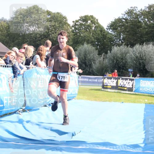 25.08.2024 - Elbe Triathlon Hamburg H.Heesch http://msf.ph/oto/6882906 25.08.2024 12:54:12 Ziel 1751 meine-sportfotos.de