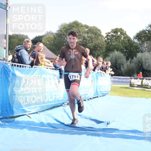 25.08.2024 - Elbe Triathlon Hamburg H.Heesch http://msf.ph/oto/6882913 25.08.2024 12:54:12 Ziel 1751 meine-sportfotos.de