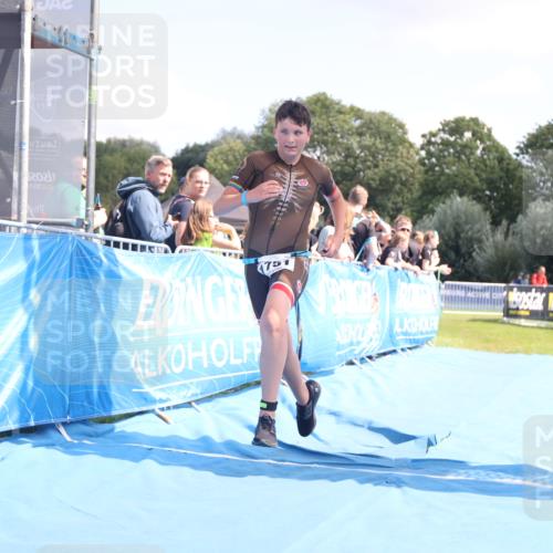 25.08.2024 - Elbe Triathlon Hamburg H.Heesch http://msf.ph/oto/6882915 25.08.2024 12:54:13 Ziel 1751 meine-sportfotos.de