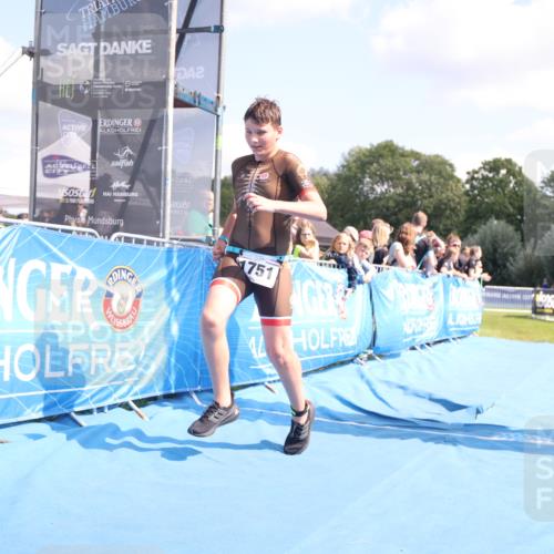 25.08.2024 - Elbe Triathlon Hamburg H.Heesch http://msf.ph/oto/6882921 25.08.2024 12:54:13 Ziel 1751 meine-sportfotos.de