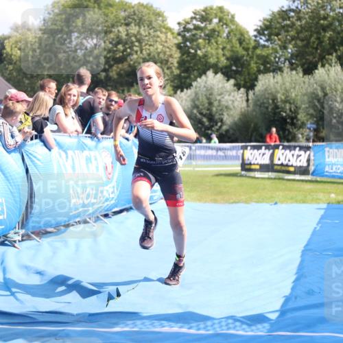 25.08.2024 - Elbe Triathlon Hamburg H.Heesch http://msf.ph/oto/6882933 25.08.2024 12:54:32 Ziel 1815 meine-sportfotos.de