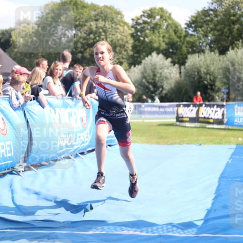 25.08.2024 - Elbe Triathlon Hamburg H.Heesch http://msf.ph/oto/6882934 25.08.2024 12:54:33 Ziel 1815 meine-sportfotos.de