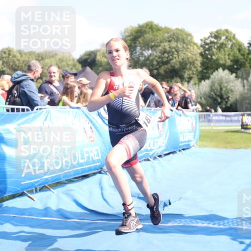 25.08.2024 - Elbe Triathlon Hamburg H.Heesch http://msf.ph/oto/6882941 25.08.2024 12:54:33 Ziel 1815 meine-sportfotos.de