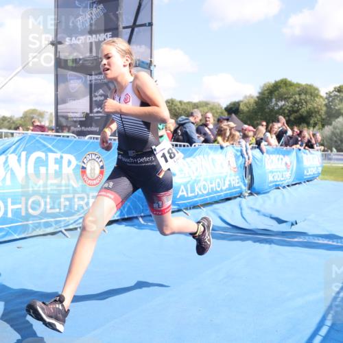 25.08.2024 - Elbe Triathlon Hamburg H.Heesch http://msf.ph/oto/6882949 25.08.2024 12:54:33 Ziel 1815 meine-sportfotos.de