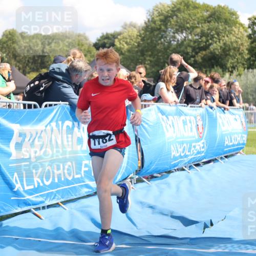 25.08.2024 - Elbe Triathlon Hamburg H.Heesch http://msf.ph/oto/6882951 25.08.2024 12:54:51 Ziel 1782, 1816, 1847 meine-sportfotos.de