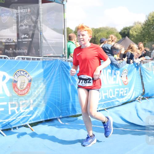 25.08.2024 - Elbe Triathlon Hamburg H.Heesch http://msf.ph/oto/6882961 25.08.2024 12:54:51 Ziel 1782, 1816, 1847 meine-sportfotos.de