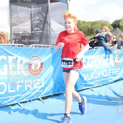 25.08.2024 - Elbe Triathlon Hamburg H.Heesch http://msf.ph/oto/6882966 25.08.2024 12:54:52 Ziel 1782, 1816, 1847 meine-sportfotos.de