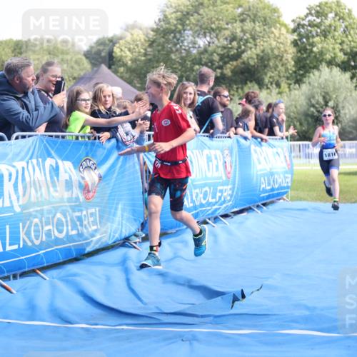 25.08.2024 - Elbe Triathlon Hamburg H.Heesch http://msf.ph/oto/6882976 25.08.2024 12:54:56 Ziel 1782, 1816, 1847 meine-sportfotos.de