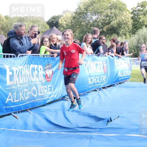 25.08.2024 - Elbe Triathlon Hamburg H.Heesch http://msf.ph/oto/6882980 25.08.2024 12:54:56 Ziel 1782, 1816, 1847 meine-sportfotos.de