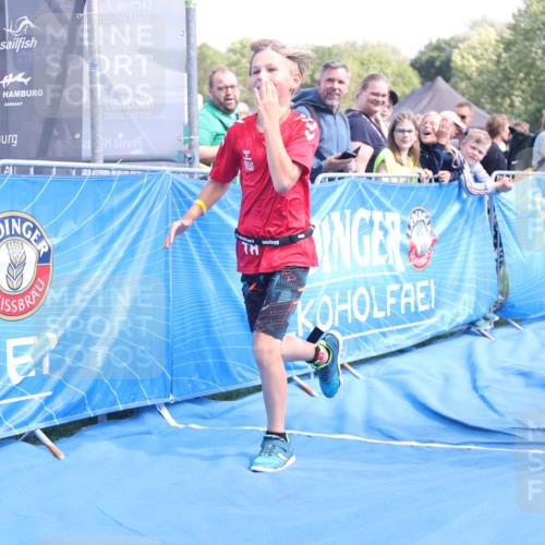 25.08.2024 - Elbe Triathlon Hamburg H.Heesch http://msf.ph/oto/6882992 25.08.2024 12:54:57 Ziel 1782, 1816, 1847 meine-sportfotos.de