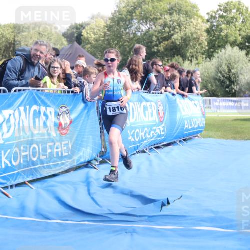 25.08.2024 - Elbe Triathlon Hamburg H.Heesch http://msf.ph/oto/6882994 25.08.2024 12:54:58 Ziel 1782, 1816, 1847 meine-sportfotos.de