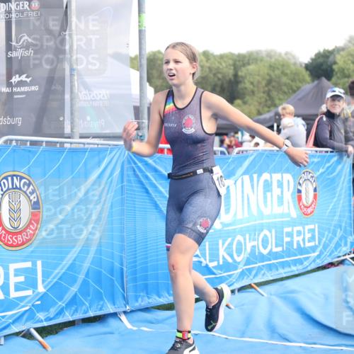 25.08.2024 - Elbe Triathlon Hamburg H.Heesch http://msf.ph/oto/6883039 25.08.2024 12:55:30 Ziel 1809, 1810 meine-sportfotos.de