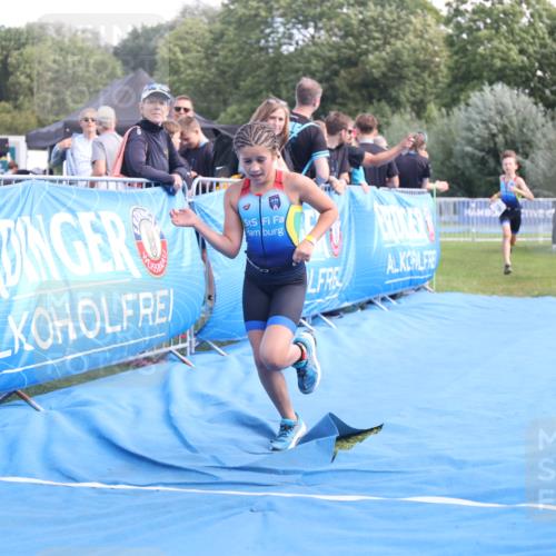 25.08.2024 - Elbe Triathlon Hamburg H.Heesch http://msf.ph/oto/6883059 25.08.2024 12:55:42 Ziel 1786, 1808, 1811 meine-sportfotos.de