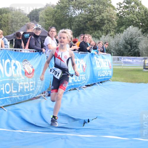 25.08.2024 - Elbe Triathlon Hamburg H.Heesch http://msf.ph/oto/6883119 25.08.2024 12:56:49 Ziel 1791 meine-sportfotos.de