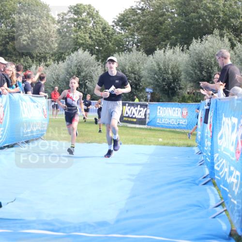 25.08.2024 - Elbe Triathlon Hamburg H.Heesch http://msf.ph/oto/6883145 25.08.2024 12:58:05 Ziel 1604, 1792 meine-sportfotos.de